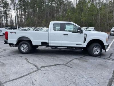 2026 Ford F-250SD - Photo 2