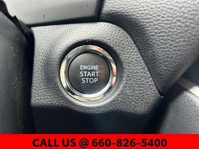 2025 Toyota RAV4 - Photo 19