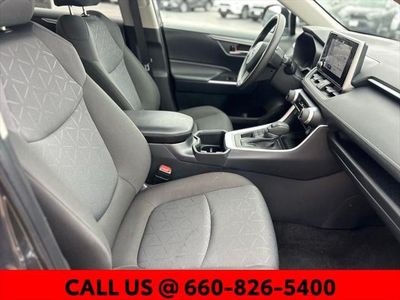 2025 Toyota RAV4 - Photo 24