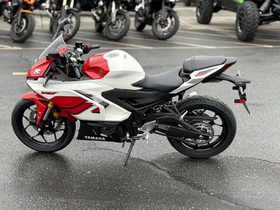 2026 Yamaha YZF-R3 - Photo 8