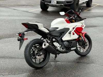 2026 Yamaha YZF-R3 - Photo 4
