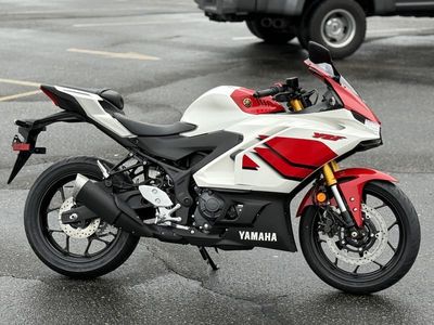 2026 Yamaha YZF-R3 - Photo 2