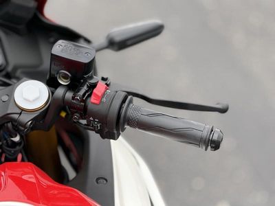 2026 Yamaha YZF-R3 - Photo 20
