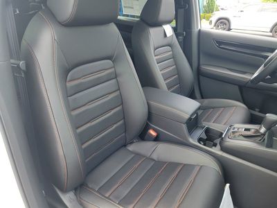2026 Honda CR-V Hybrid Sport Touring — photo 37 view