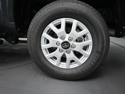 2025 Toyota Tacoma SR5 Truck Double Cab — photo 15 view