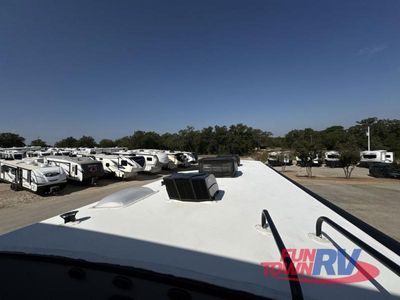 2026 Forest River RV Rockwood Signature - Photo 33