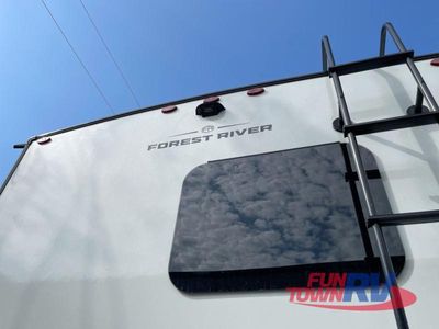 2026 Forest River RV Rockwood Signature - Photo 11
