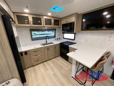 2026 Forest River RV Rockwood Signature - Photo 13