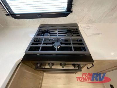 2026 Forest River RV Rockwood Signature - Photo 15