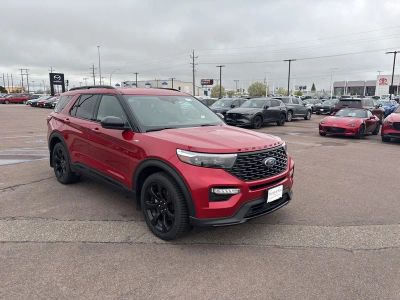 2023 Ford Explorer — rear three-quarter view
