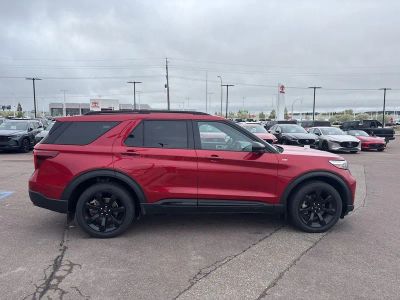 2023 Ford Explorer — interior view
