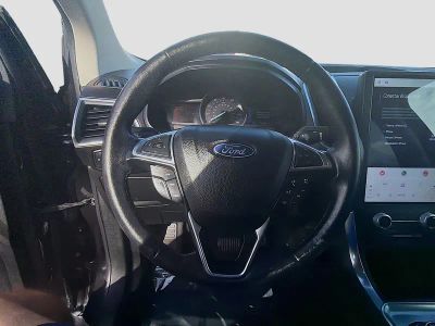 2022 Ford Edge — photo 8 view