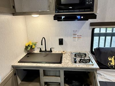 2026 Sunset Park RV Sun Lite — photo 13 view