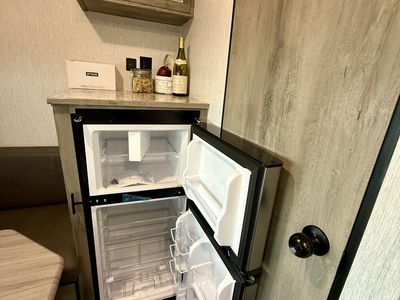2026 Sunset Park RV Sun Lite — photo 16 view