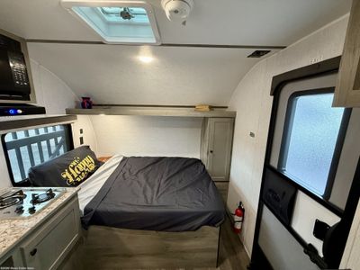 2026 Sunset Park RV Sun Lite — photo 8 view