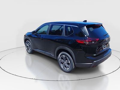 2025 Nissan Rogue — detail view