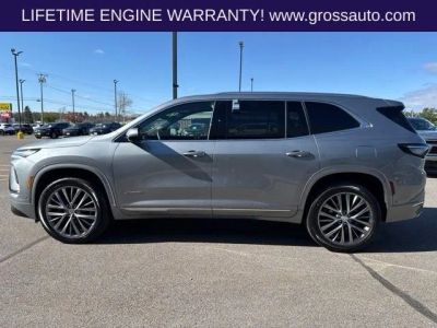 2025 Buick Enclave — detail view
