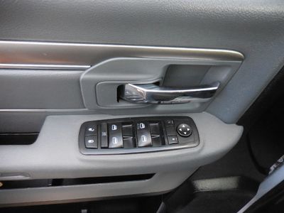 2016 RAM 1500 - Photo 22