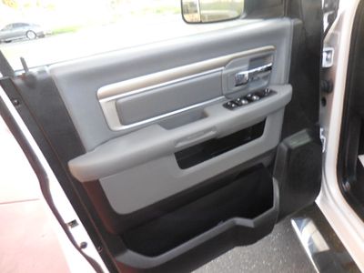 2016 RAM 1500 - Photo 15