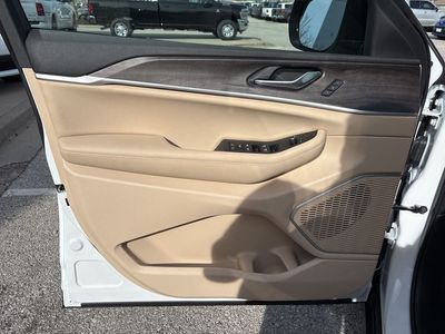 2026 Jeep Grand Cherokee - Photo 57