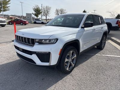 2026 Jeep Grand Cherokee - Photo 13