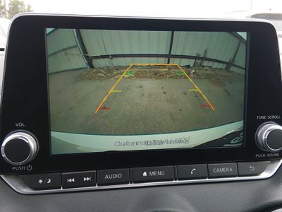 2024 Nissan Sentra — photo 16 view