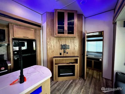 2023 Forest River Cherokee Arctic Wolf Suite - Photo 8