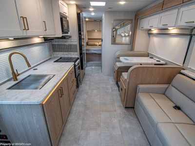 2026 Thor Motor Coach Chateau - Photo 7