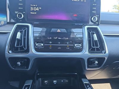 2022 Kia Sorento X-Line SX Prestige — photo 19 view