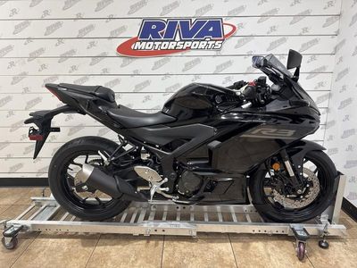 2026 Yamaha YZF-R3 - Photo 2
