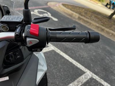 2026 Honda ADV160 - Photo 10