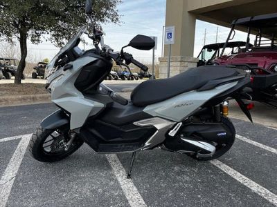 2026 Honda ADV160 - Photo 1