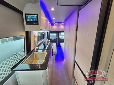 2025 Terreno-ion AWD Twin — photo 11 view