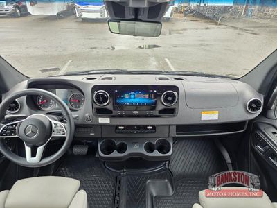 2025 Terreno-ion AWD Twin — photo 9 view