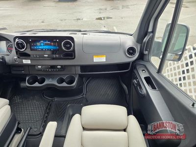 2025 Terreno-ion AWD Twin — photo 10 view