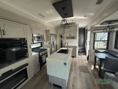 2027 Jayco North Point - Photo 3