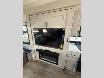 2027 Jayco North Point - Photo 8