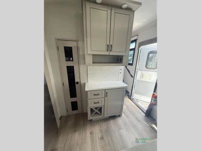 2027 Jayco North Point - Photo 12