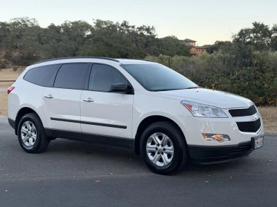 2011 Chevrolet Traverse — detail view