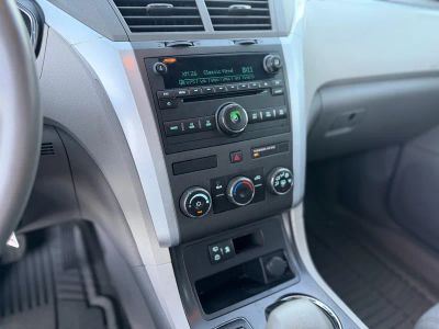 2011 Chevrolet Traverse — photo 23 view