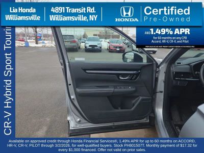 2023 Honda CR-V Hybrid Sport Touring — photo 12 view