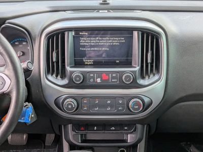 2019 Chevrolet Colorado — photo 19 view