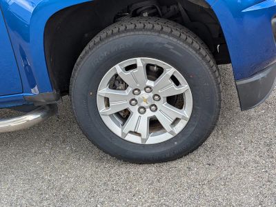2019 Chevrolet Colorado — photo 11 view