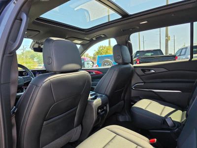 2024 Chevrolet Traverse — photo 21 view