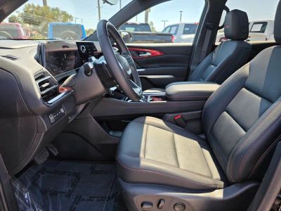 2024 Chevrolet Traverse — photo 25 view