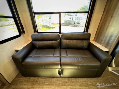 2022 Winnebago Voyage — photo 11 view
