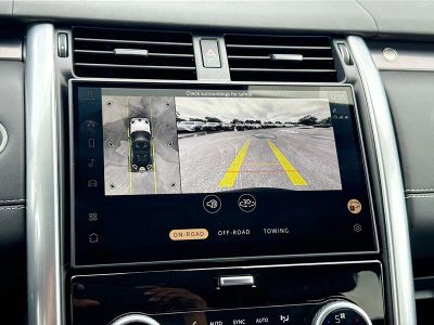 2025 Land Rover Discovery — photo 35 view