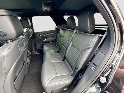 2025 Land Rover Discovery — photo 22 view