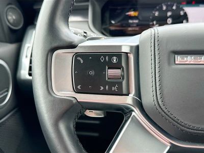 2025 Land Rover Discovery — photo 39 view