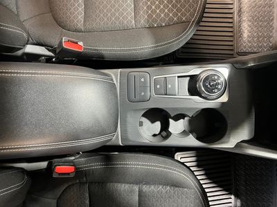 2025 Ford Escape - Photo 13